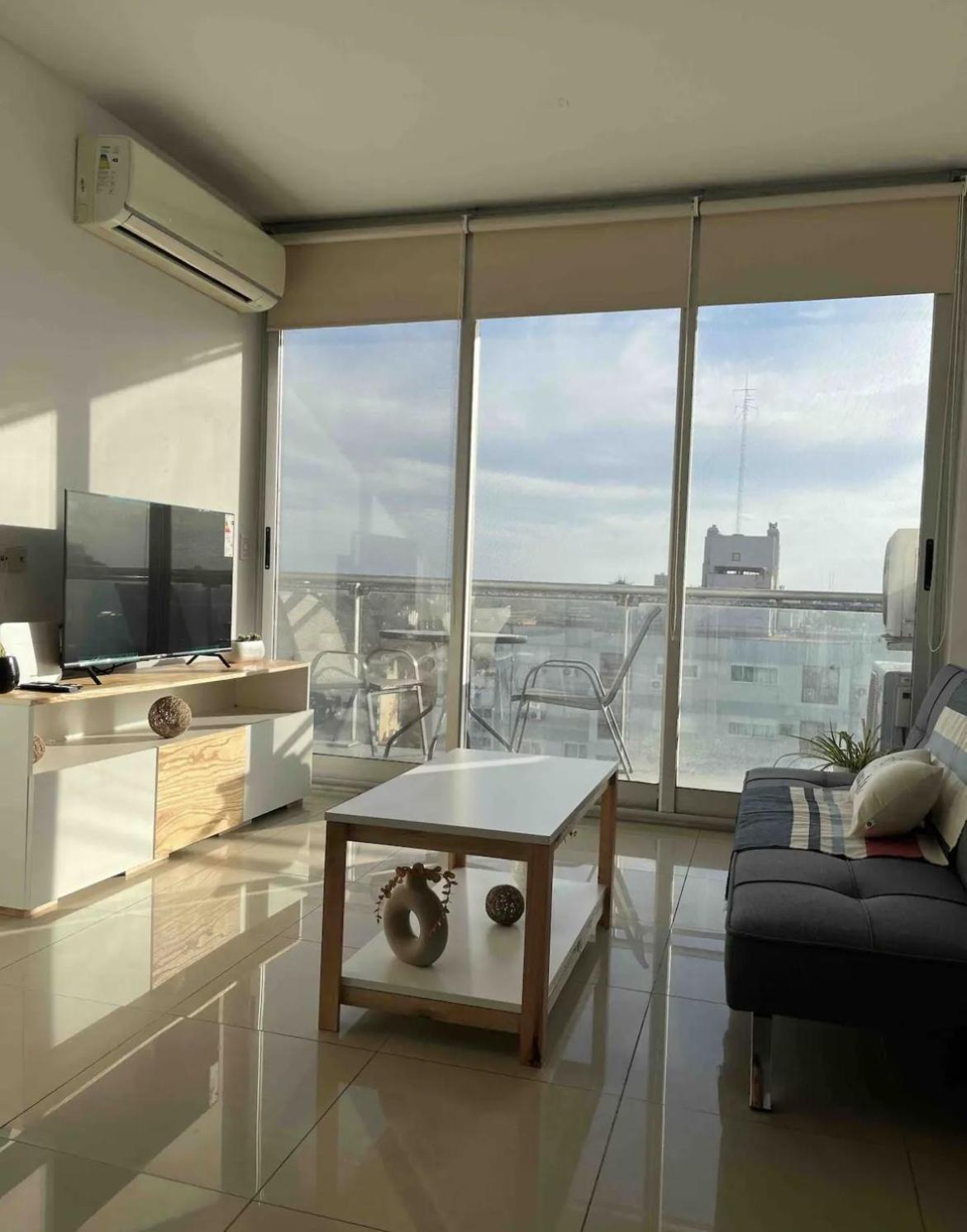 Apartment Piscina Con Vistas A La Ciudad En Un Piso 17 *